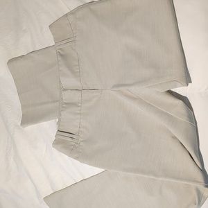 The limited Cassidy fit dress pants